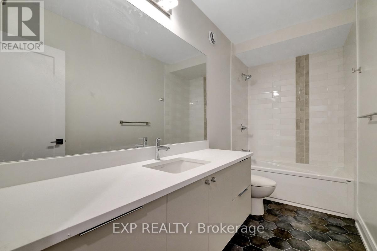 B - 533 Broadhead Avenue, Ottawa, Ontario  K1Z 5R9 - Photo 11 - X13516682