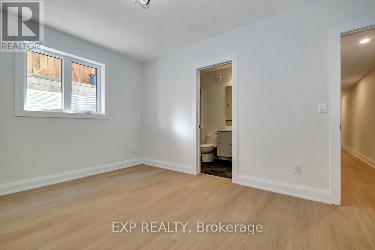 B - 533 Broadhead Avenue, Ottawa, Ontario  K1Z 5R9 - Photo 14 - X13516682