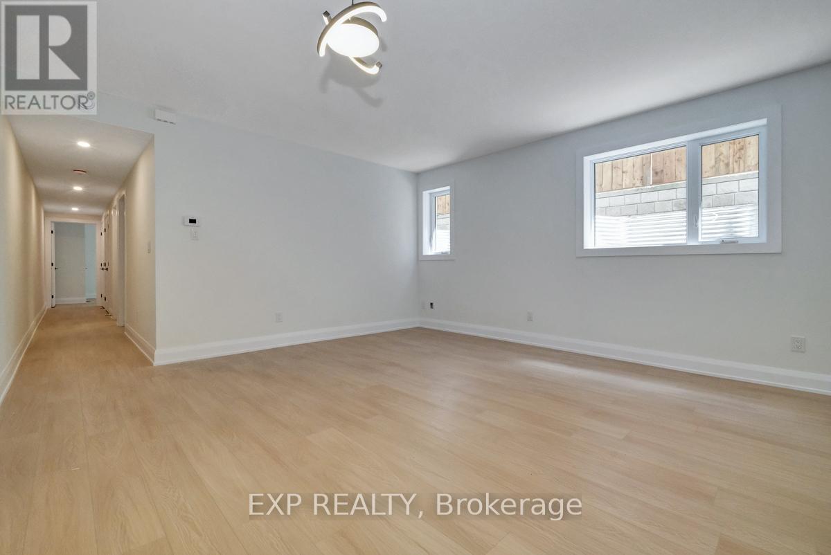 B - 533 Broadhead Avenue, Ottawa, Ontario  K1Z 5R9 - Photo 5 - X13516682