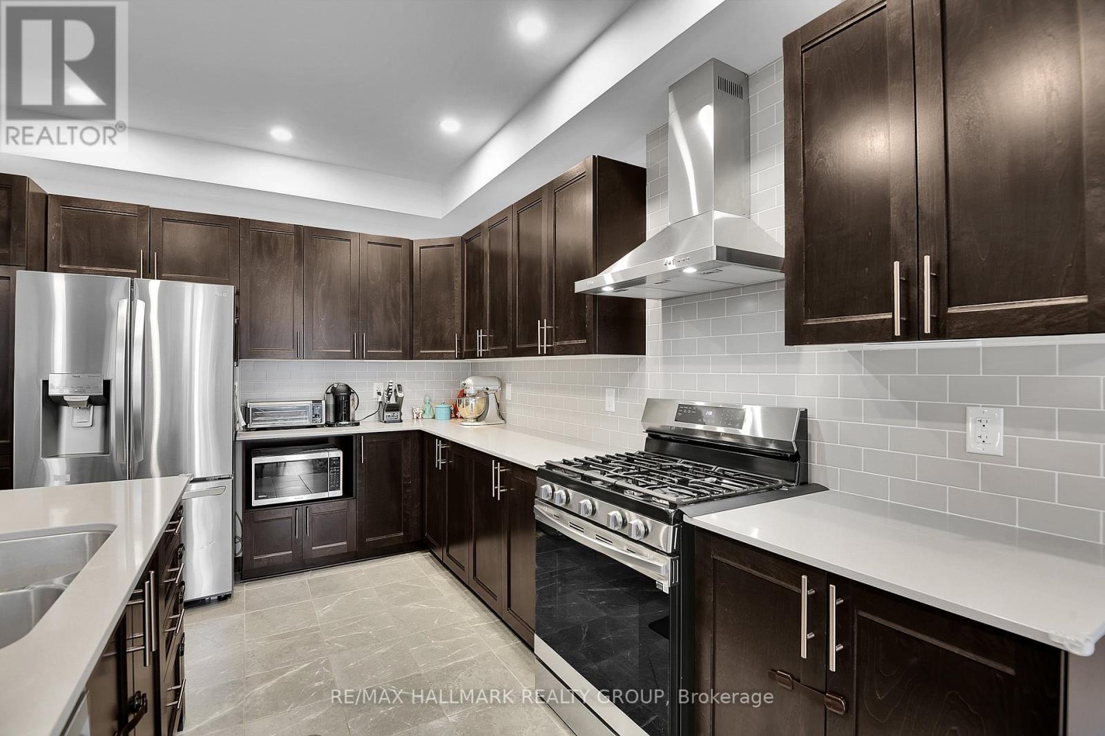 23 Peony Lane, Ottawa, Ontario  K4M 0M3 - Photo 10 - X13516842