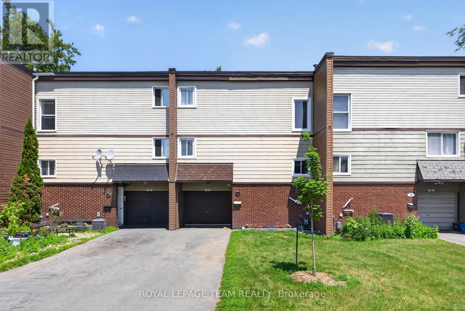 41 Longwood Avenue, Ottawa, Ontario  K2H 6G5 - Photo 1 - X13516910