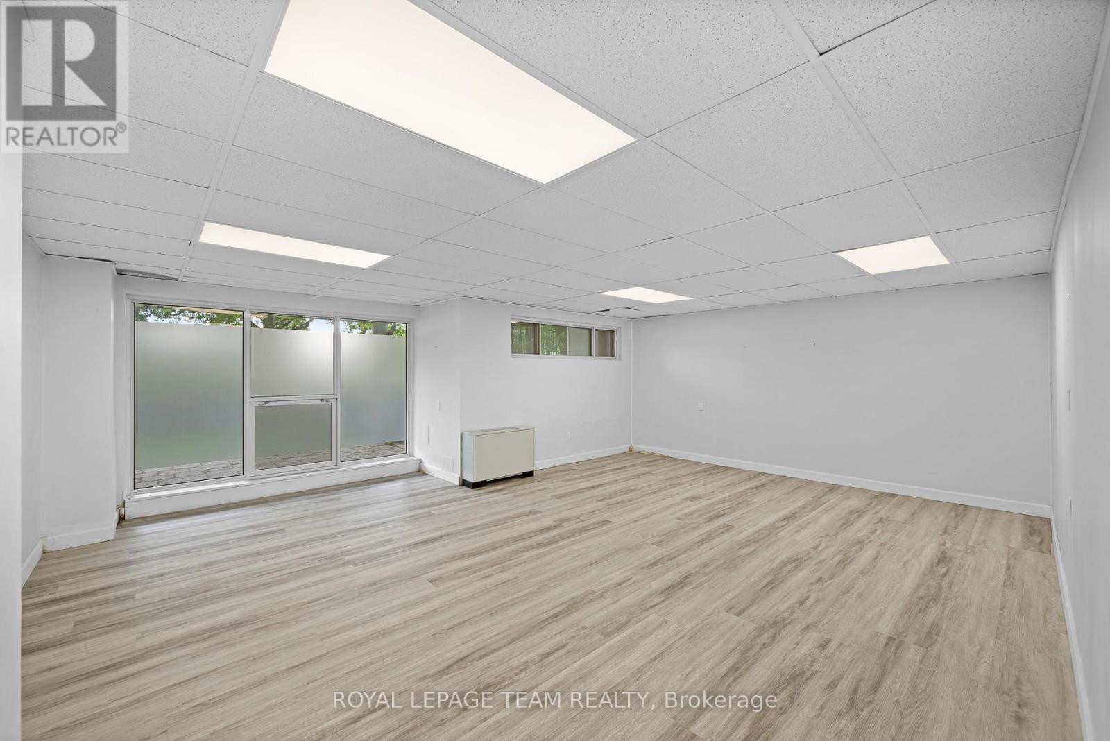 201 Mcleod Street, Ottawa, Ontario  K2P 0Z9 - Photo 4 - X13517072