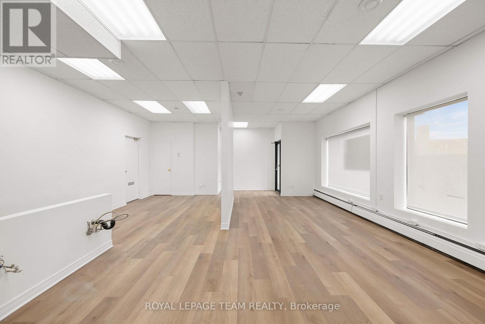 945 Richmond Road, Ottawa, Ontario  K2B 8B9 - Photo 6 - X13517074