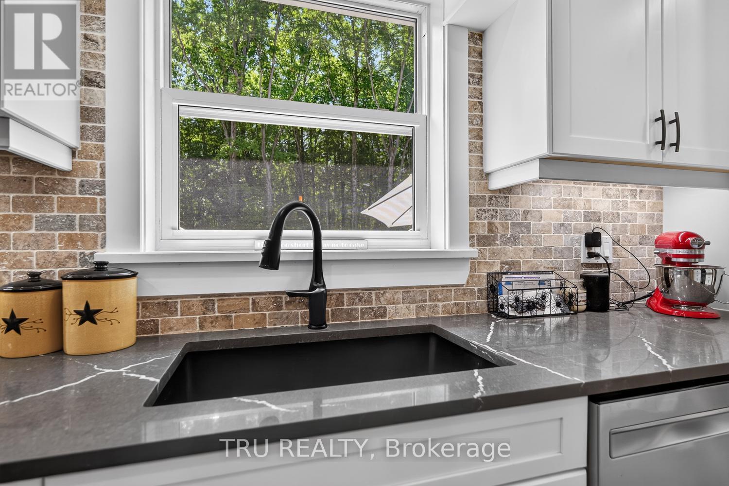 2 Baker Road, Elizabethtown-Kitley, Ontario  K0E 1Y0 - Photo 27 - X13517154