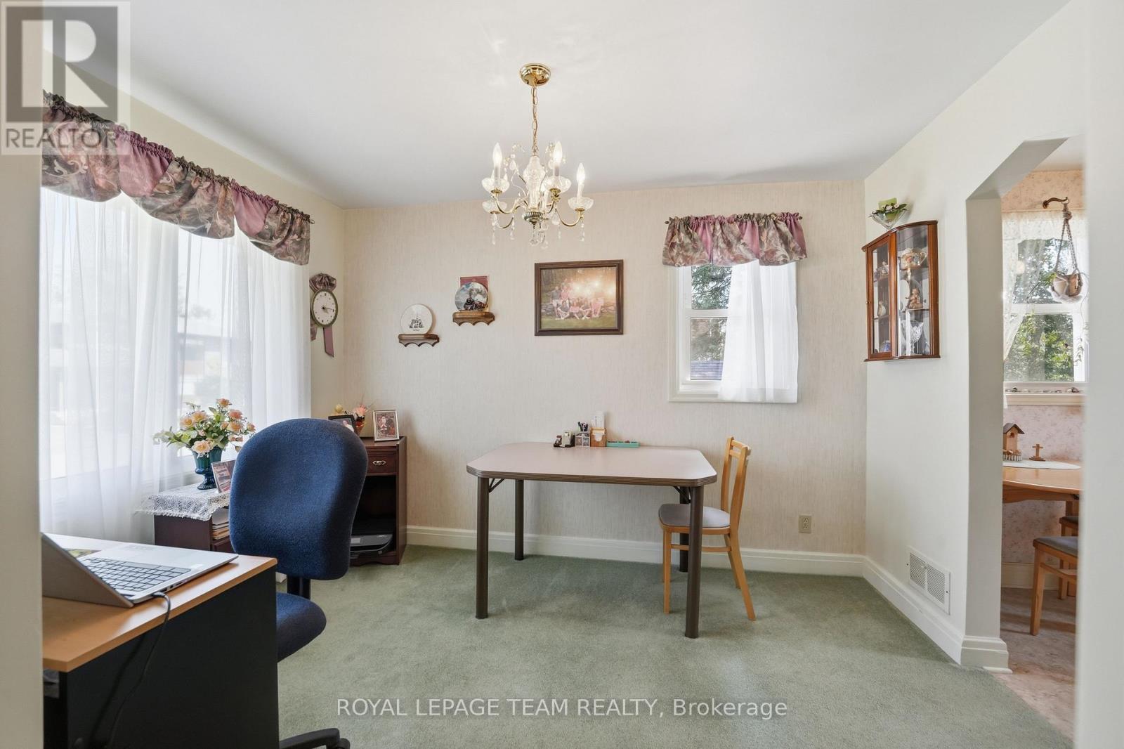 84 Rita Avenue, Ottawa, Ontario  K2G 2H1 - Photo 10 - X13517344