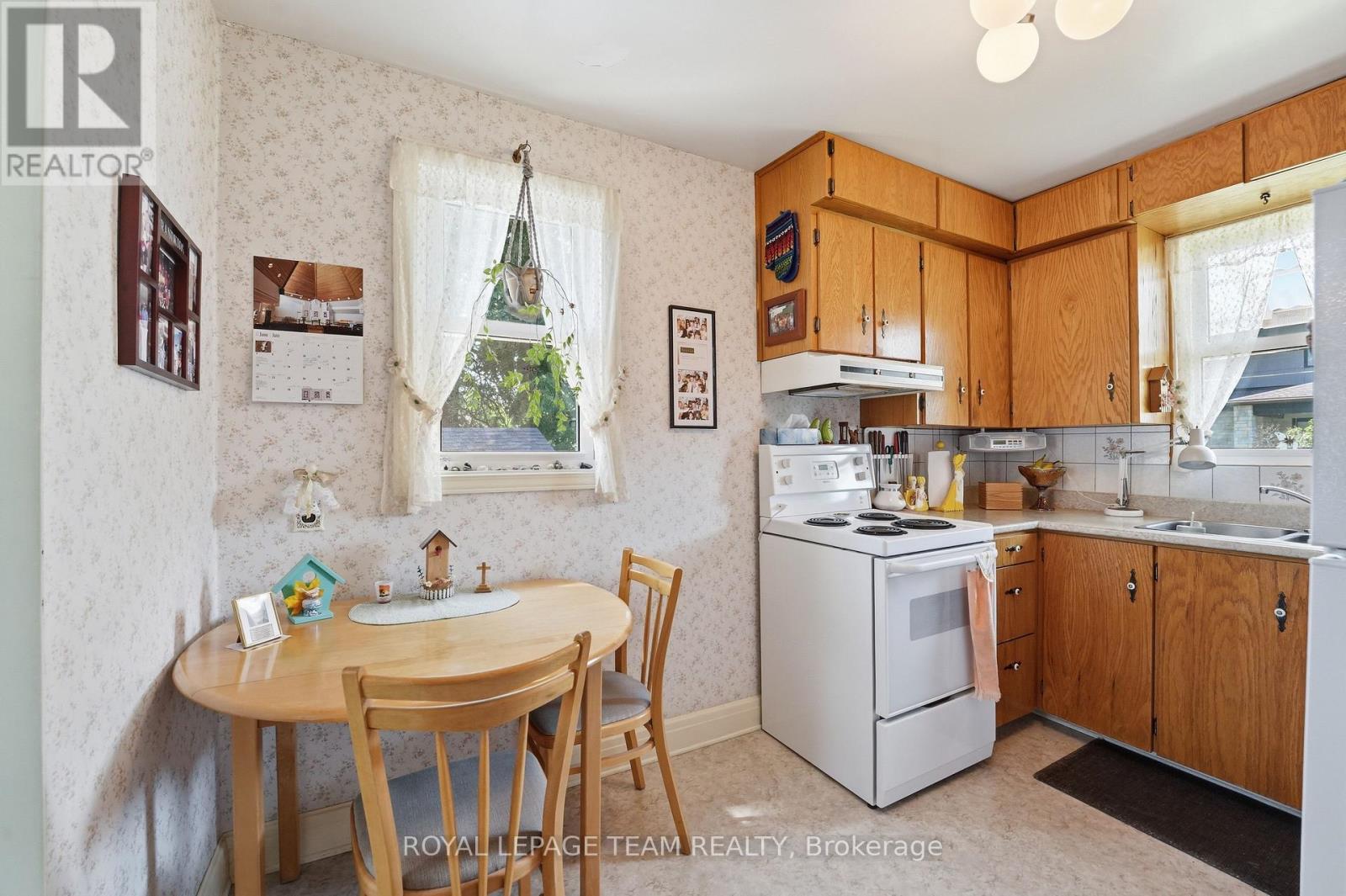 84 Rita Avenue, Ottawa, Ontario  K2G 2H1 - Photo 11 - X13517344