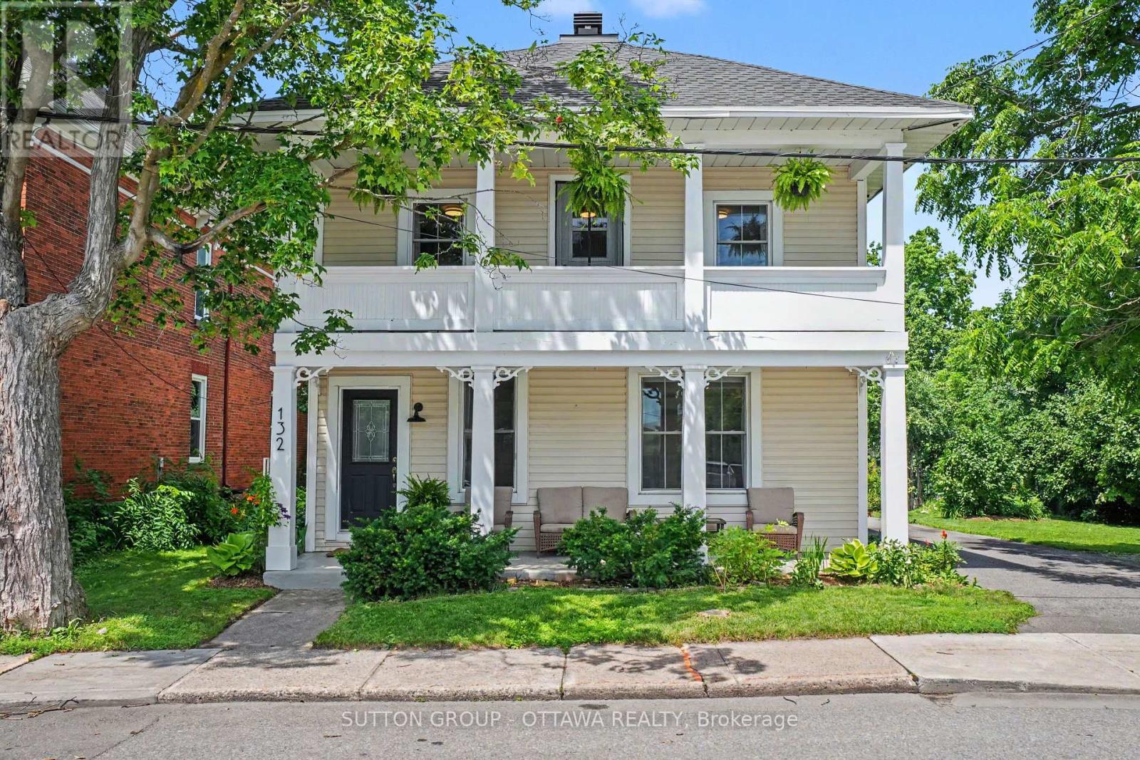 132 Queen Street, Mississippi Mills, Ontario  K0A 1A0 - Photo 1 - X13517826