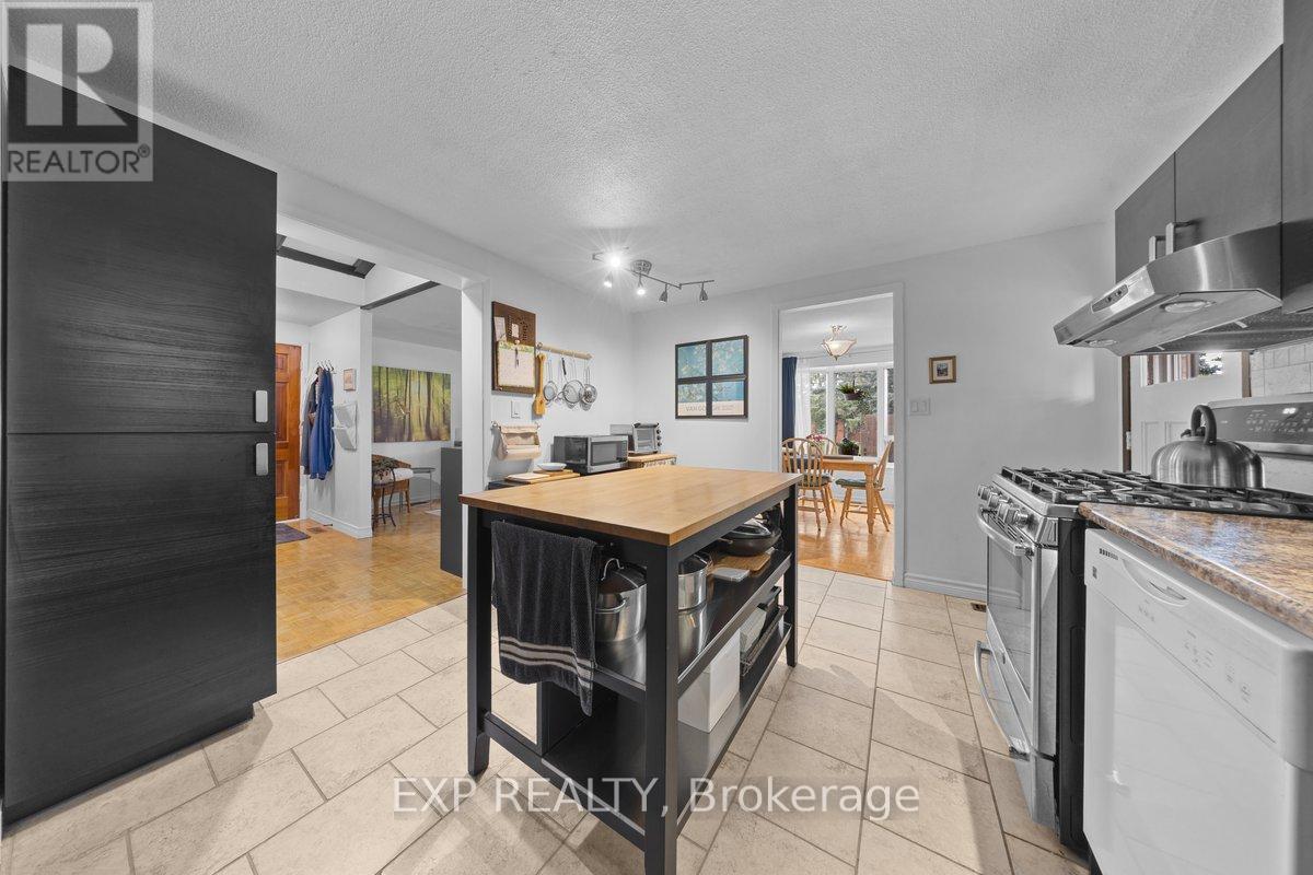 396 Hatfield Crescent, Ottawa, Ontario  K1E 1M8 - Photo 13 - X13517876