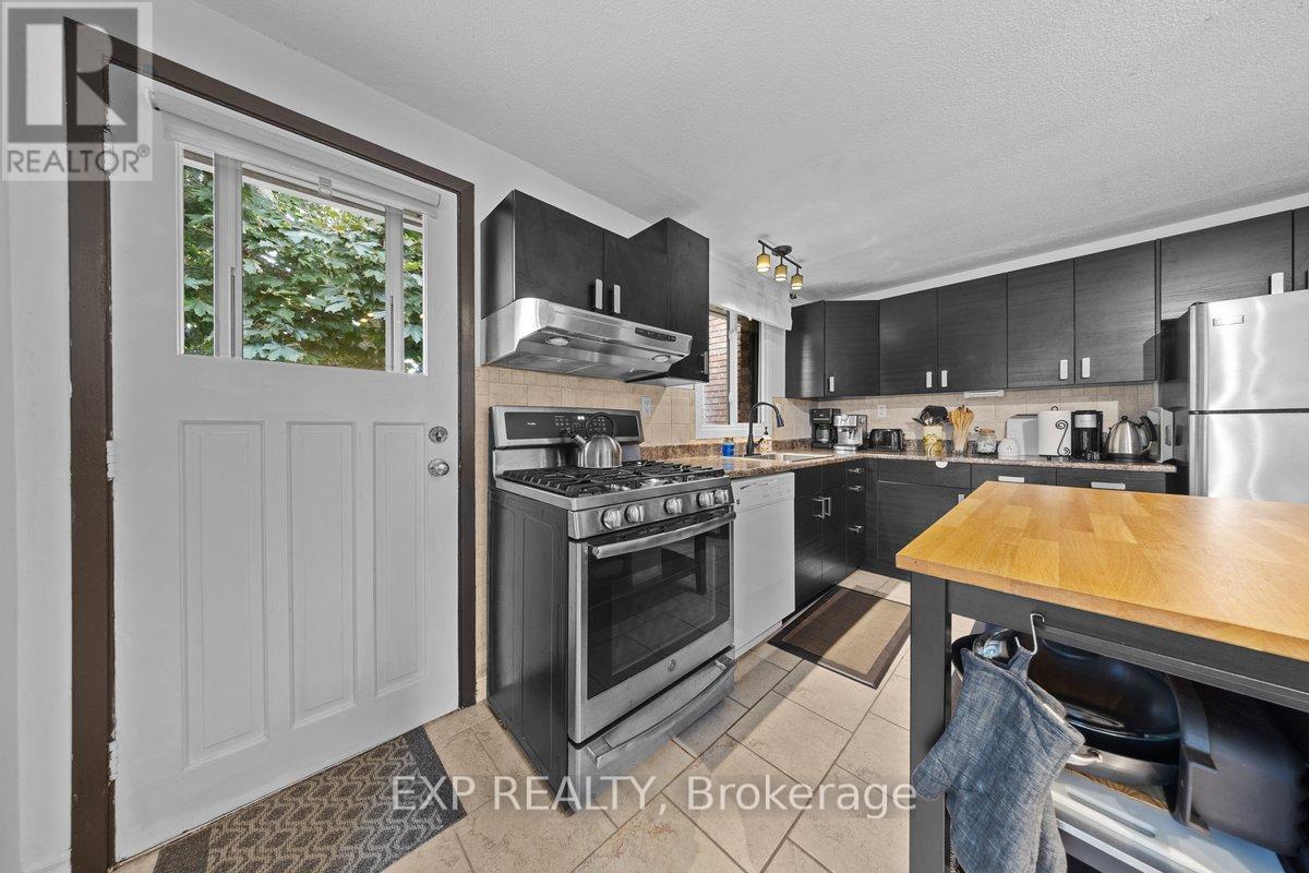 396 Hatfield Crescent, Ottawa, Ontario  K1E 1M8 - Photo 14 - X13517876