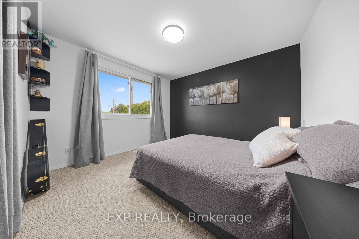 396 Hatfield Crescent, Ottawa, Ontario  K1E 1M8 - Photo 18 - X13517876