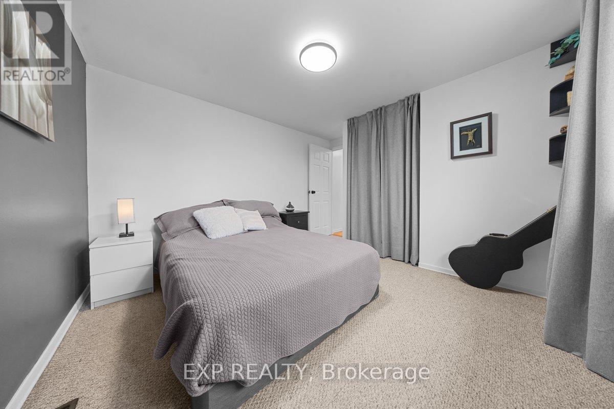 396 Hatfield Crescent, Ottawa, Ontario  K1E 1M8 - Photo 19 - X13517876