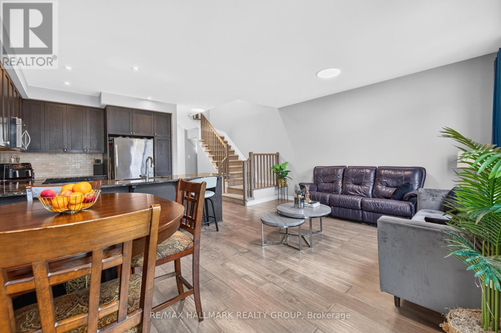 335 Alasken Drive, Ottawa, Ontario  K1T 0M4 - Photo 12 - X13517882