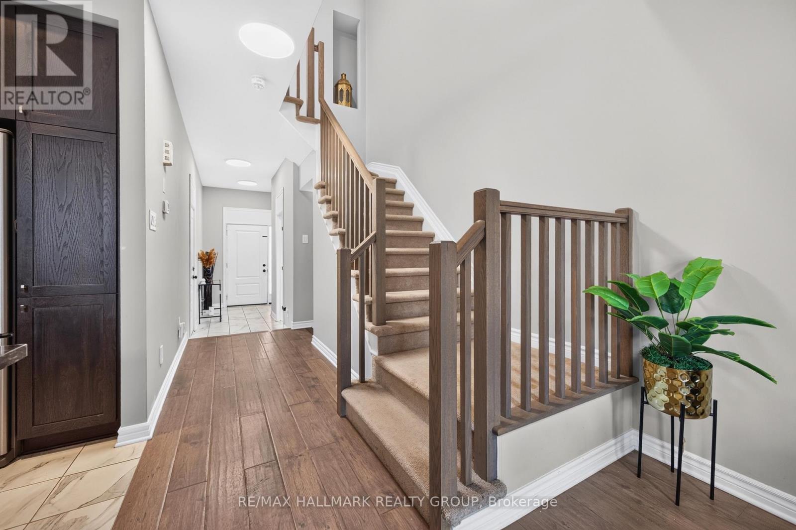 335 Alasken Drive, Ottawa, Ontario  K1T 0M4 - Photo 3 - X13517882