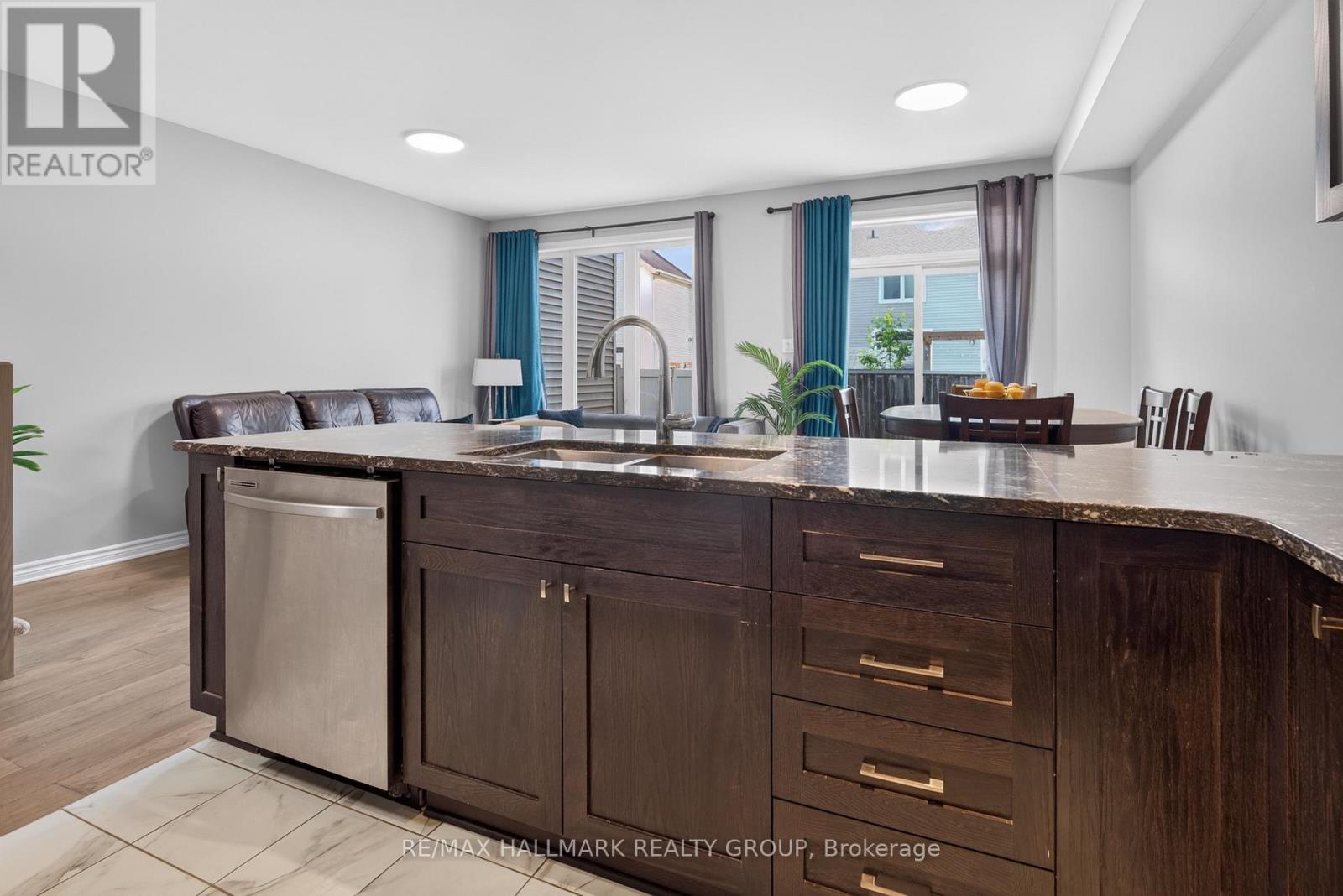 335 Alasken Drive, Ottawa, Ontario  K1T 0M4 - Photo 6 - X13517882