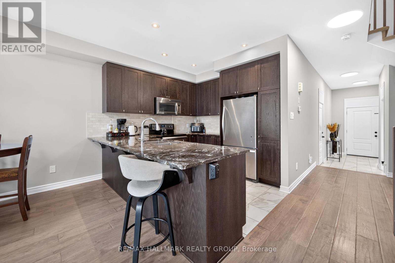 335 Alasken Drive, Ottawa, Ontario  K1T 0M4 - Photo 8 - X13517882