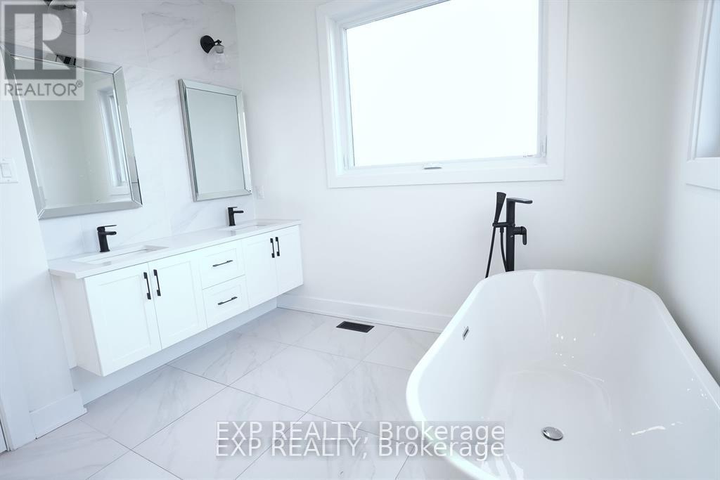 A - 62 Columbus Avenue, Ottawa, Ontario  K1K 1R3 - Photo 13 - X13518124