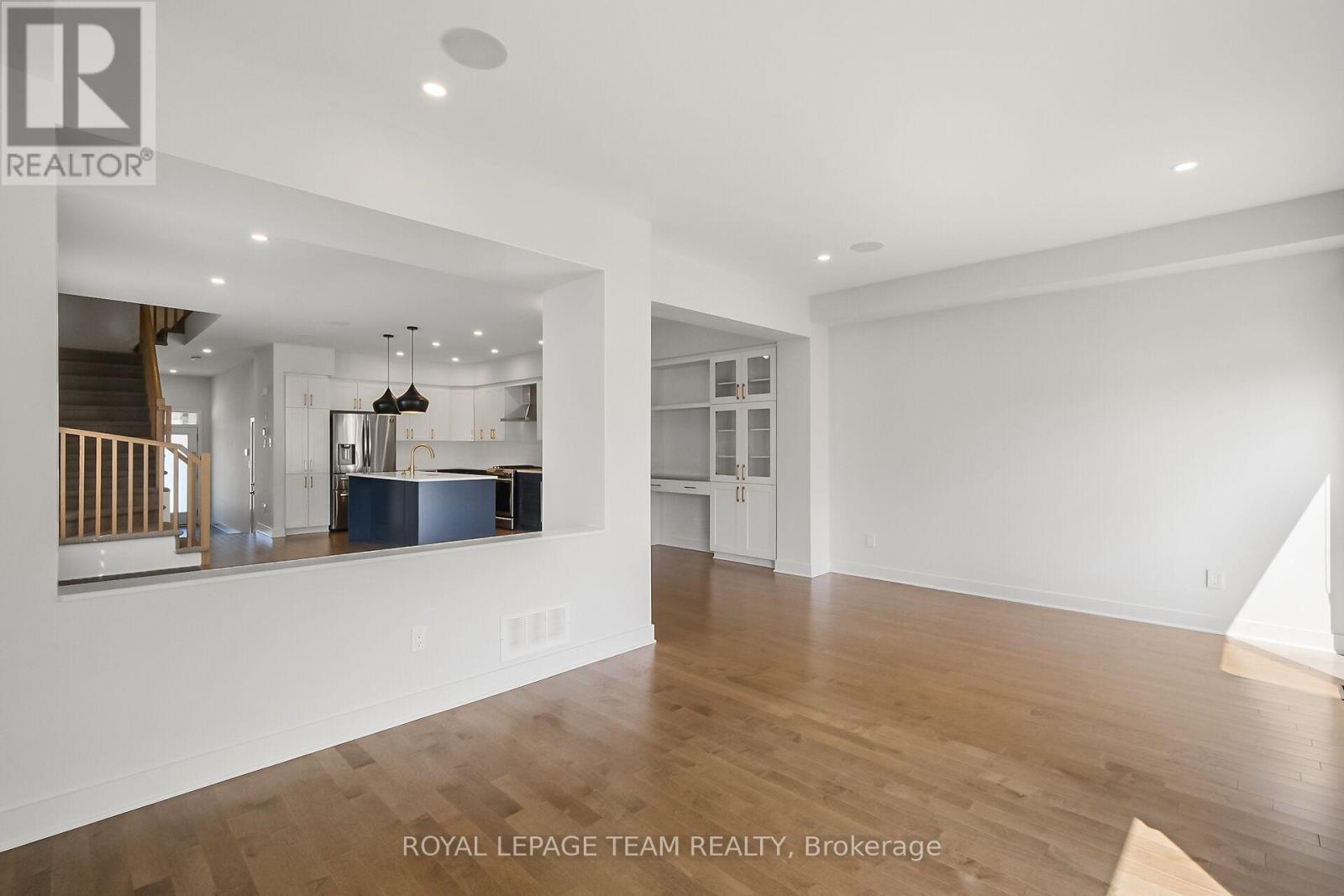 799 Cairn Crescent, Ottawa, Ontario  K1W 0P7 - Photo 6 - X13518380