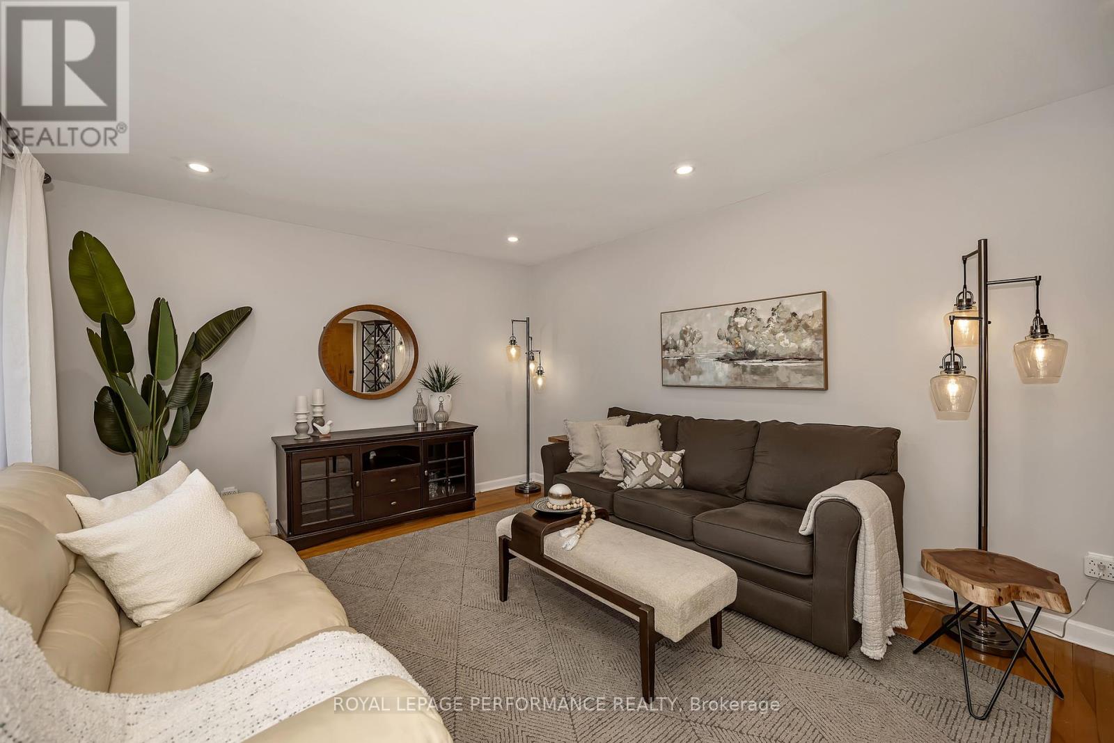 1960 Othello Avenue, Ottawa, Ontario  K1G 2A4 - Photo 5 - X13518404