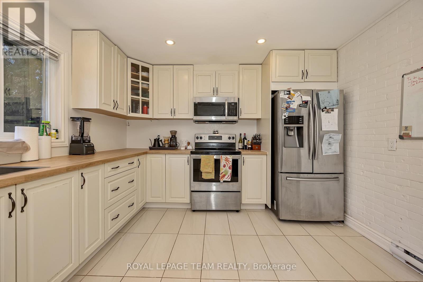 11 Sherbrooke Avenue, Ottawa, Ontario  K1Y 1R8 - Photo 16 - X13518526
