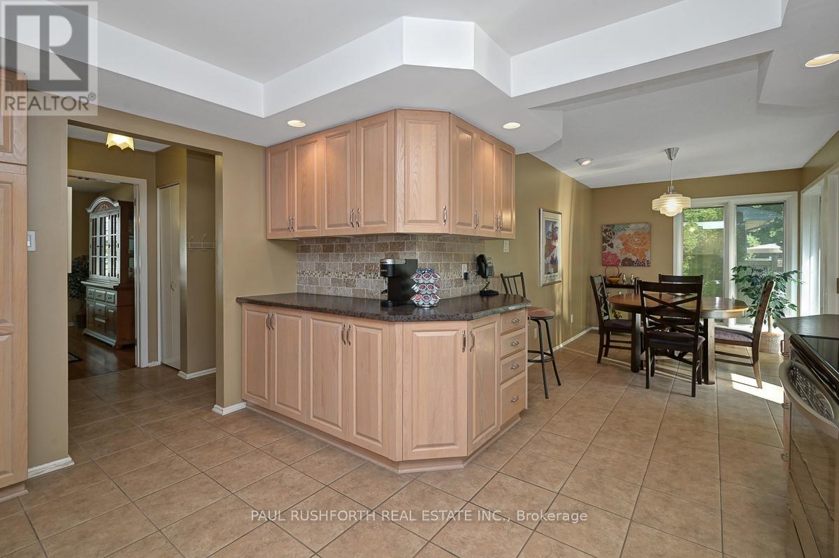10 Cosburn Avenue, Ottawa, Ontario  K2H 8A1 - Photo 11 - X13518704