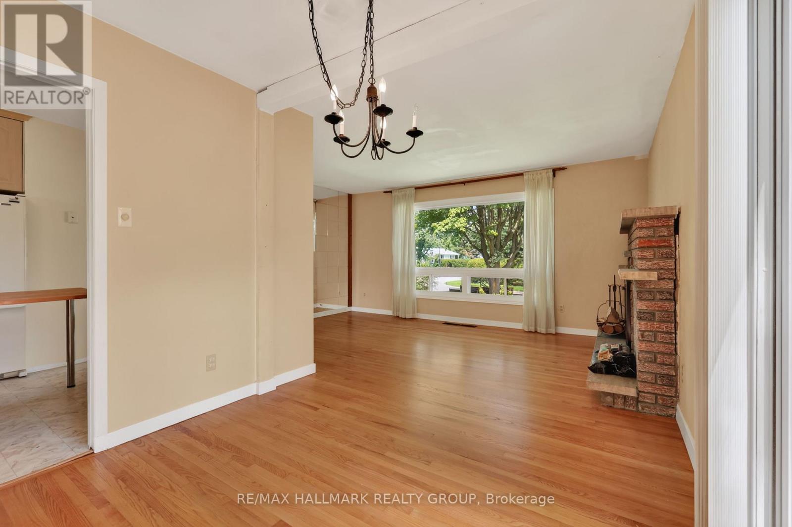 738 Stiles Crescent, Ottawa, Ontario  K1J 6Z1 - Photo 13 - X13518936