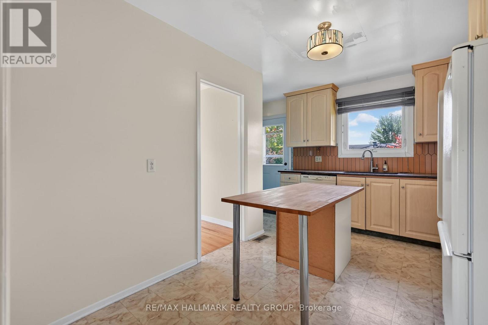 738 Stiles Crescent, Ottawa, Ontario  K1J 6Z1 - Photo 17 - X13518936
