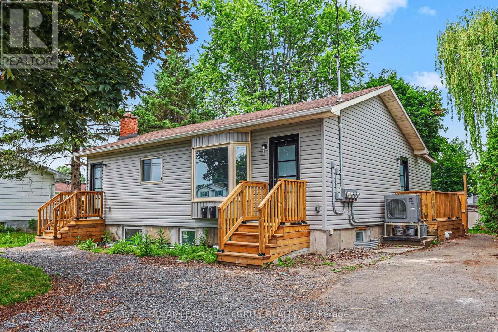 1 - 1936 Belcourt Boulevard, Ottawa, Ontario  K1C 1M5 - Photo 2 - X13519072