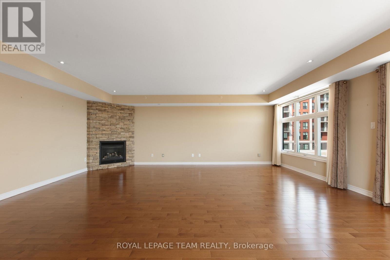 401 - 659 Sue Holloway Drive, Ottawa, Ontario  K2J 5W4 - Photo 12 - X13519102