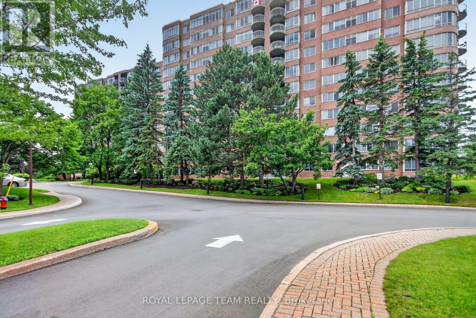 201 - 100 Grant Carman Drive, Ottawa, Ontario  K2E 8B8 - Photo 1 - X13519166