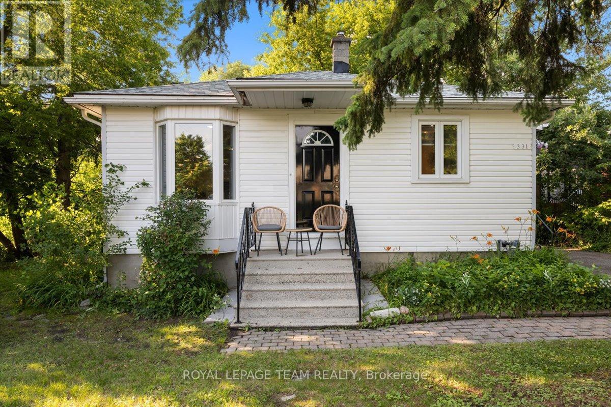 331 Beechgrove Avenue, Ottawa, Ontario  K1Z 6R4 - Photo 1 - X13519178