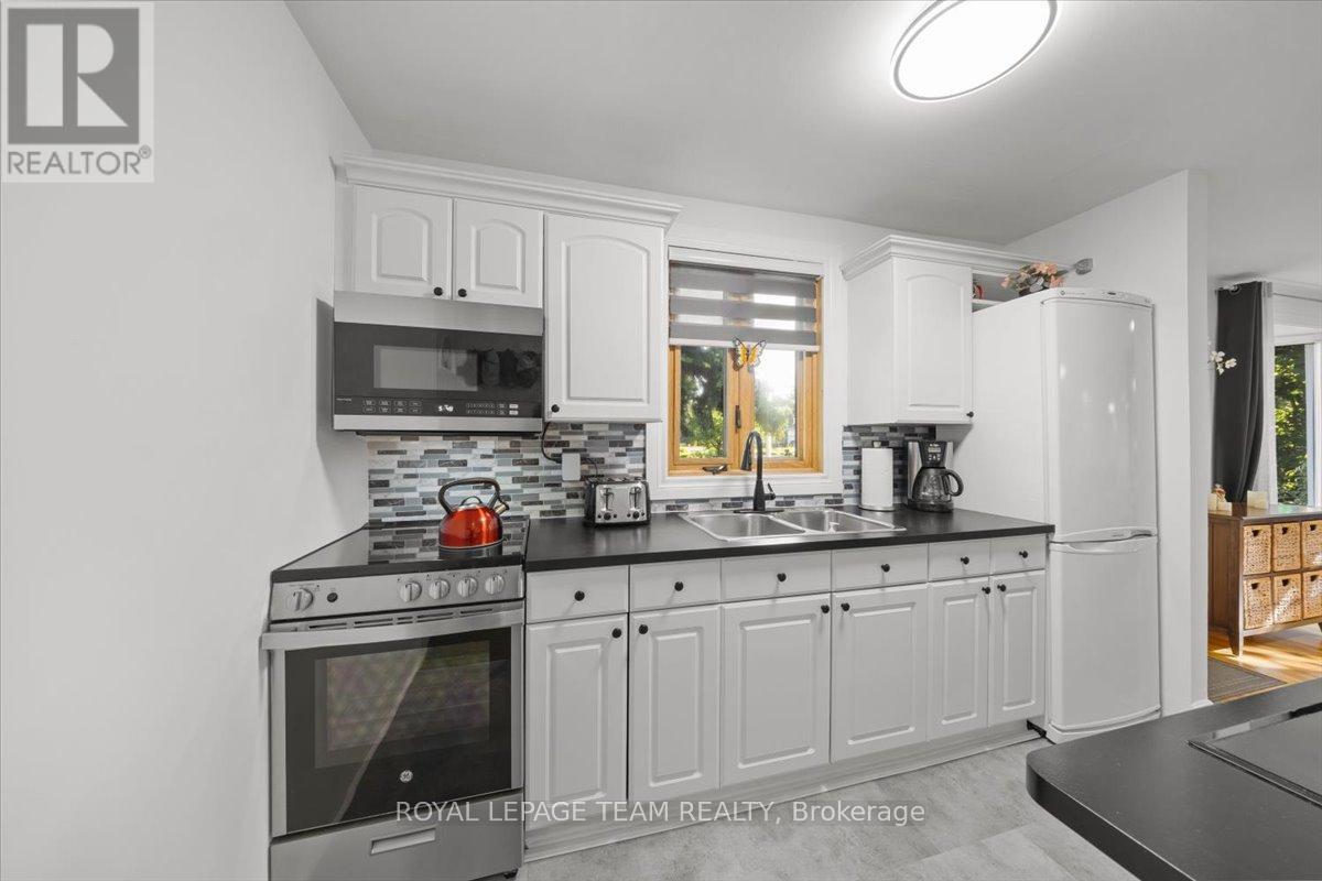331 Beechgrove Avenue, Ottawa, Ontario  K1Z 6R4 - Photo 7 - X13519178