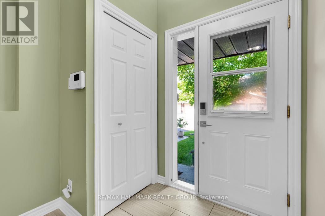 398 Verdon Private, Ottawa, Ontario  K1T 3A4 - Photo 3 - X13519248
