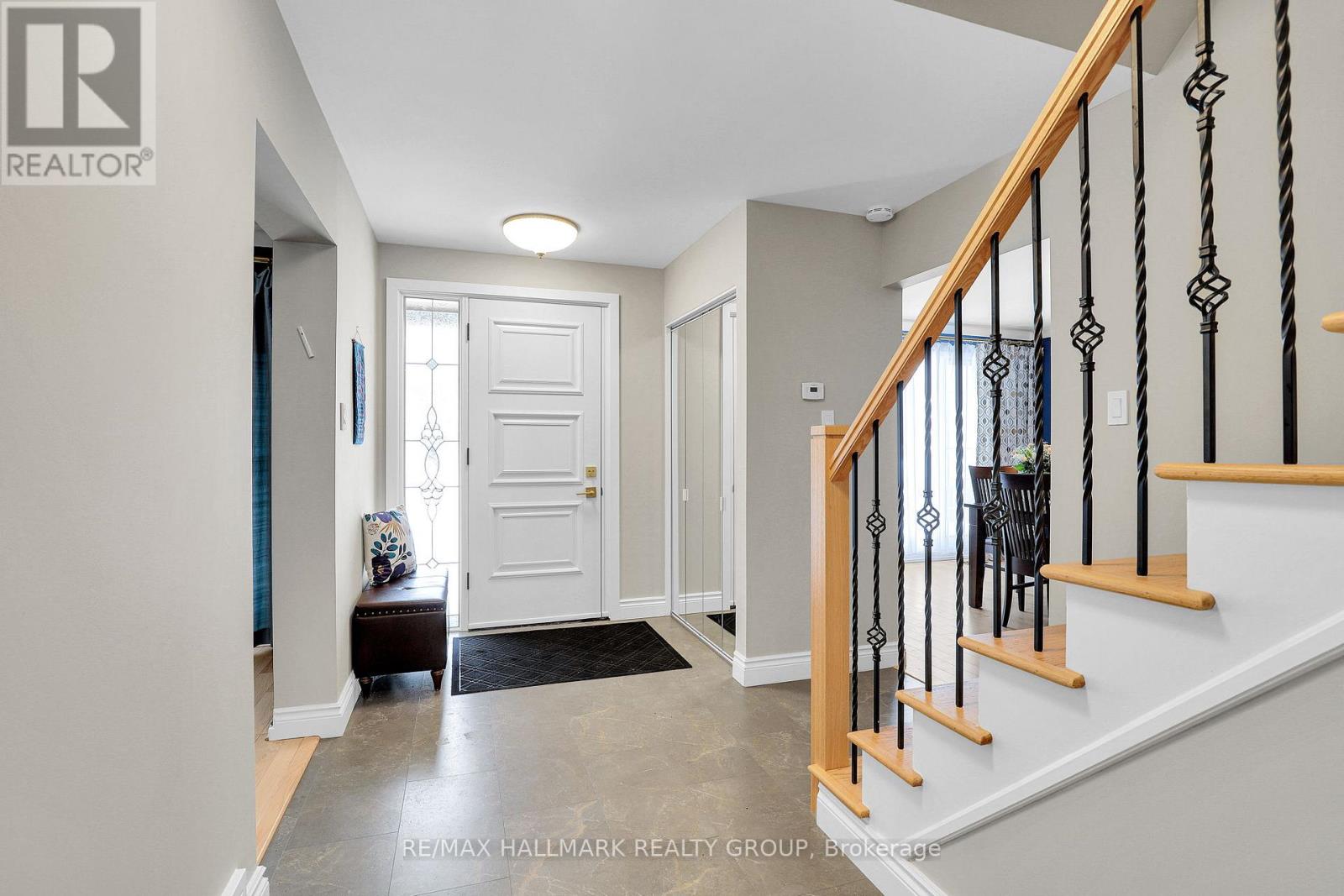 1712 Playfair Drive, Ottawa, Ontario  K1H 5S6 - Photo 5 - X13519362