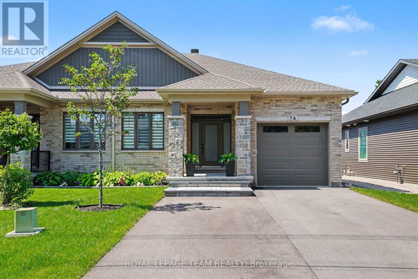 7a King Street N, Ottawa, Ontario  K0A 2Z0 - Photo 2 - X13519542