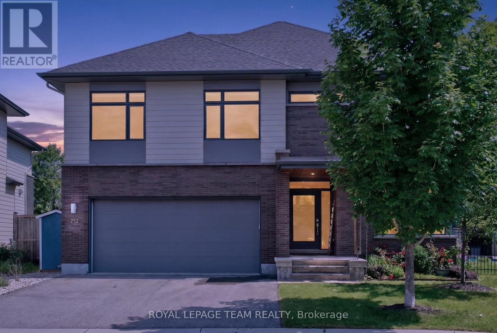 252 Sunnyridge Crescent, Ottawa, Ontario  K2M 0H3 - Photo 2 - X13519674
