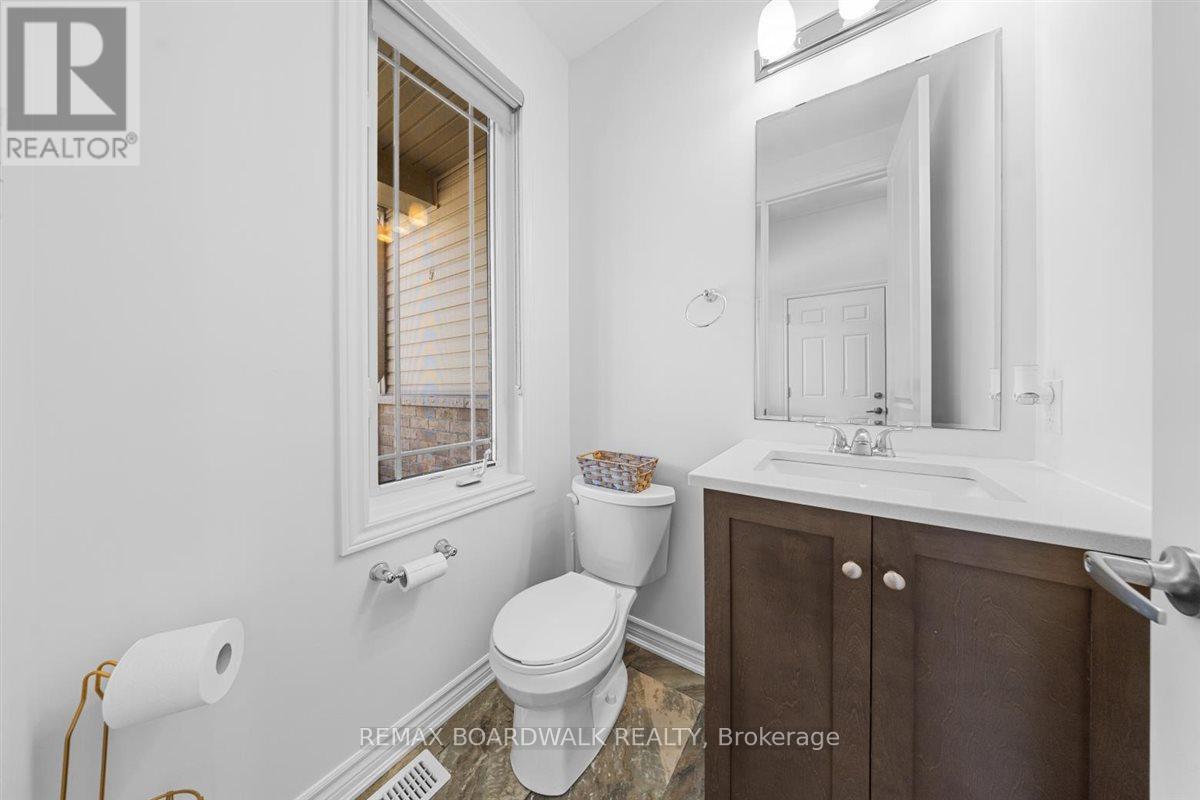 446 Meadowbreeze Drive, Ottawa, Ontario  K2M 0L1 - Photo 4 - X13520148