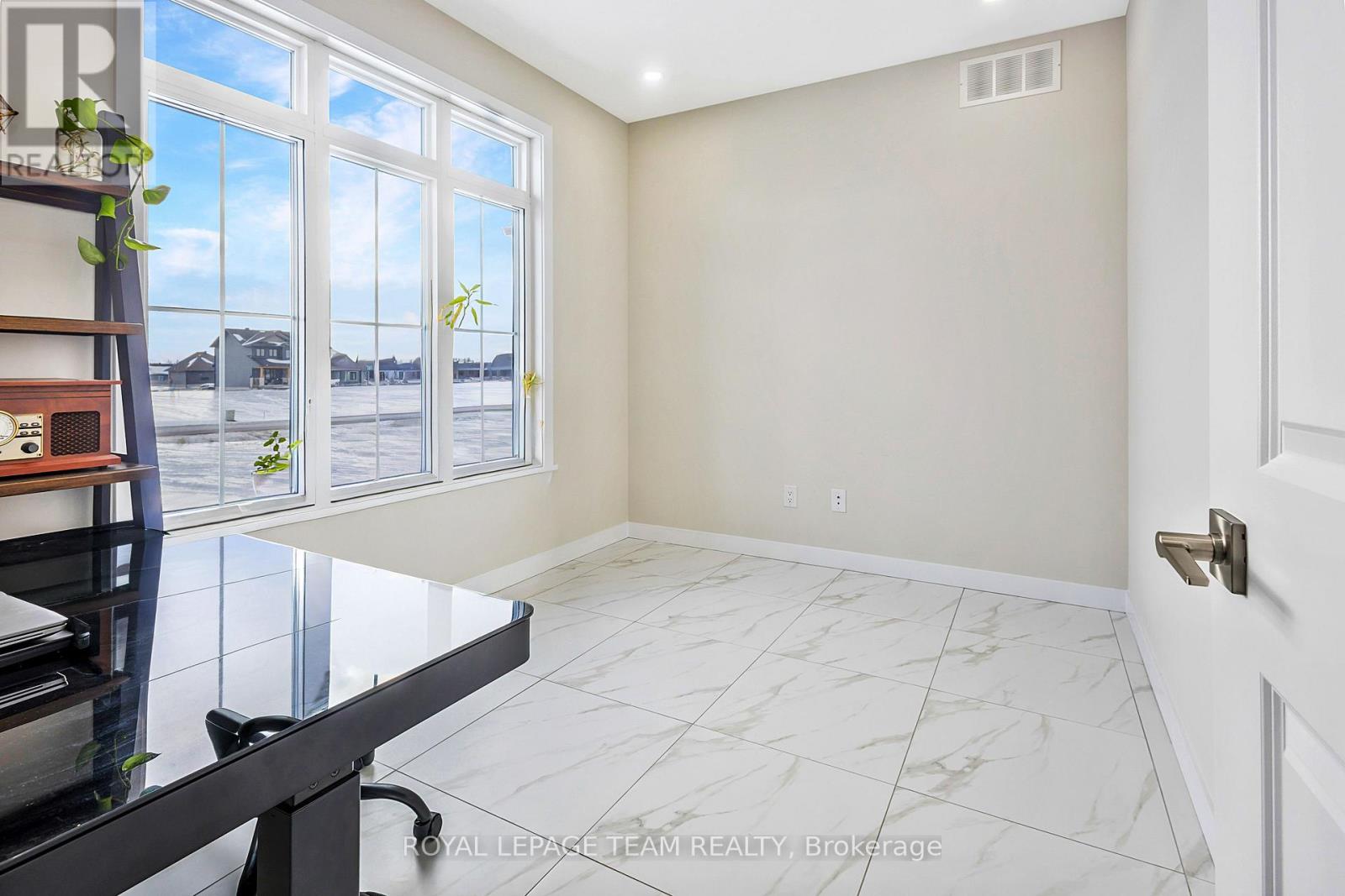 224 Trudeau Crescent, Russell, Ontario  K4R 1E5 - Photo 36 - X13520390