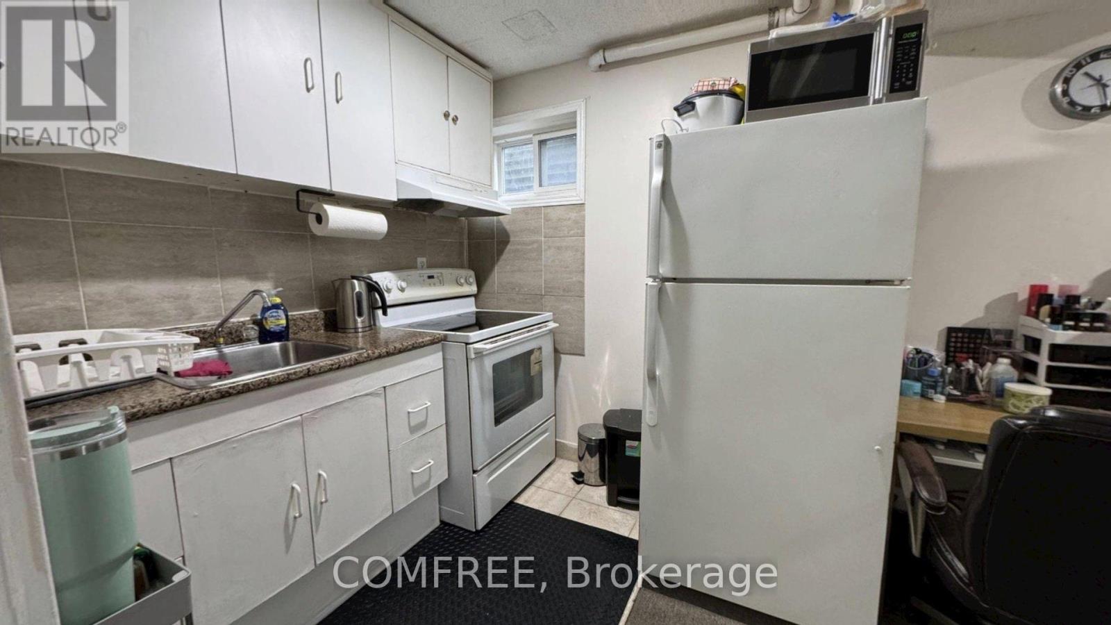 116 - 1793 Martin Grove Road, Toronto, Ontario  M9V 3S5 - Photo 31 - W13520594