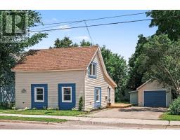 11 ABBOTT STREET S, Smiths Falls, Ontario