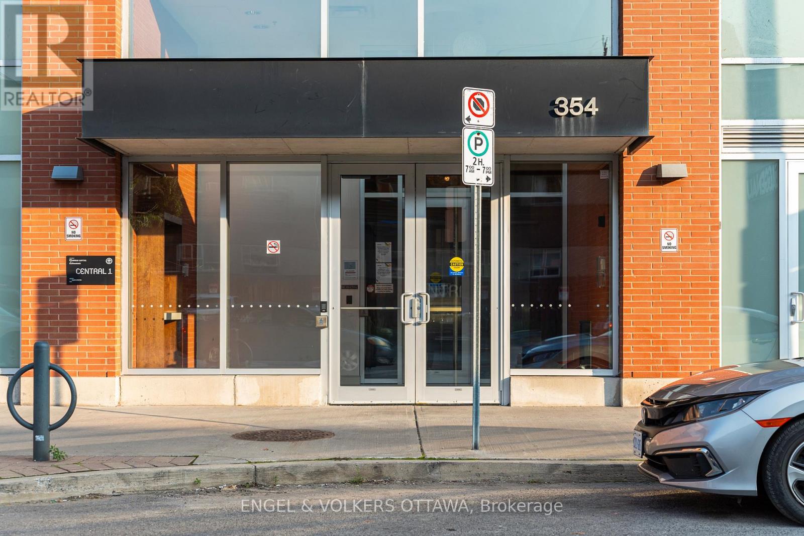 205 - 354 Gladstone Avenue, Ottawa, Ontario  K2P 0R4 - Photo 2 - X13520740