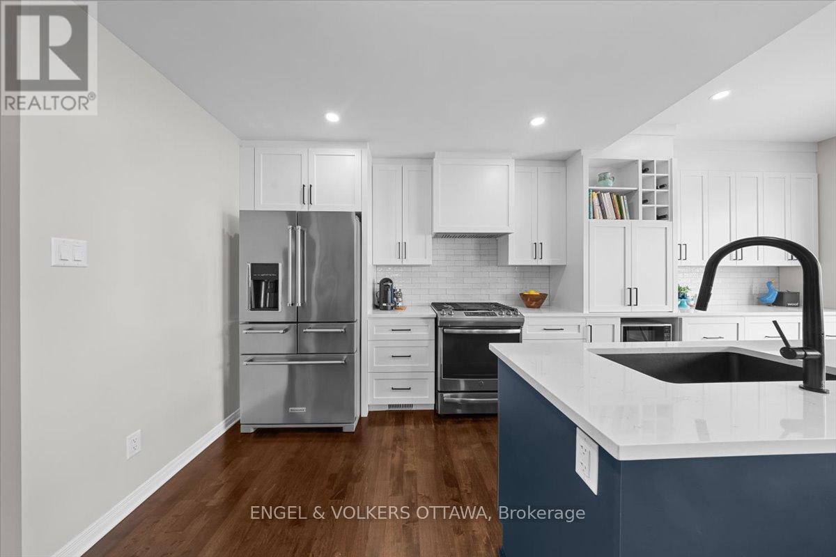 220 Harthill Way, Ottawa, Ontario  K2J 0P2 - Photo 12 - X13520904