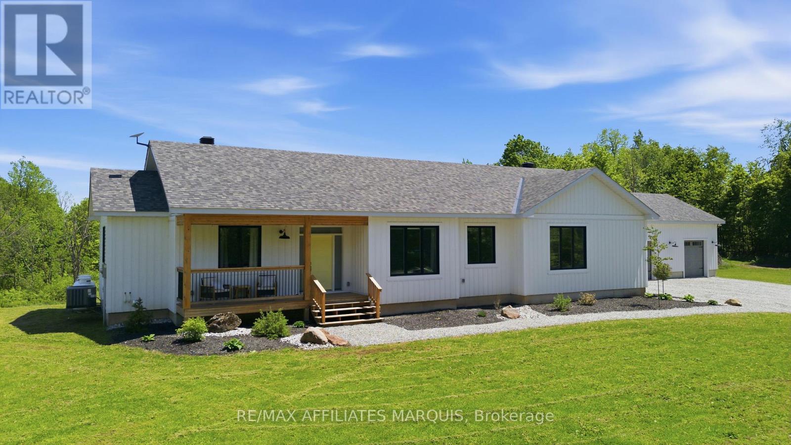 4421m Old Kingston Road, Rideau Lakes, Ontario  K0G 1V0 - Photo 1 - X13521364
