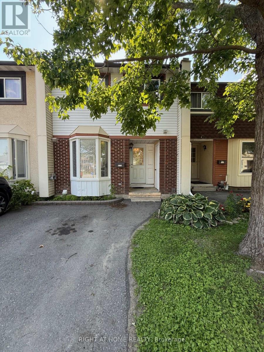 1171 Priory Lane, Ottawa, Ontario  K1C 1Z8 - Photo 1 - X13521512
