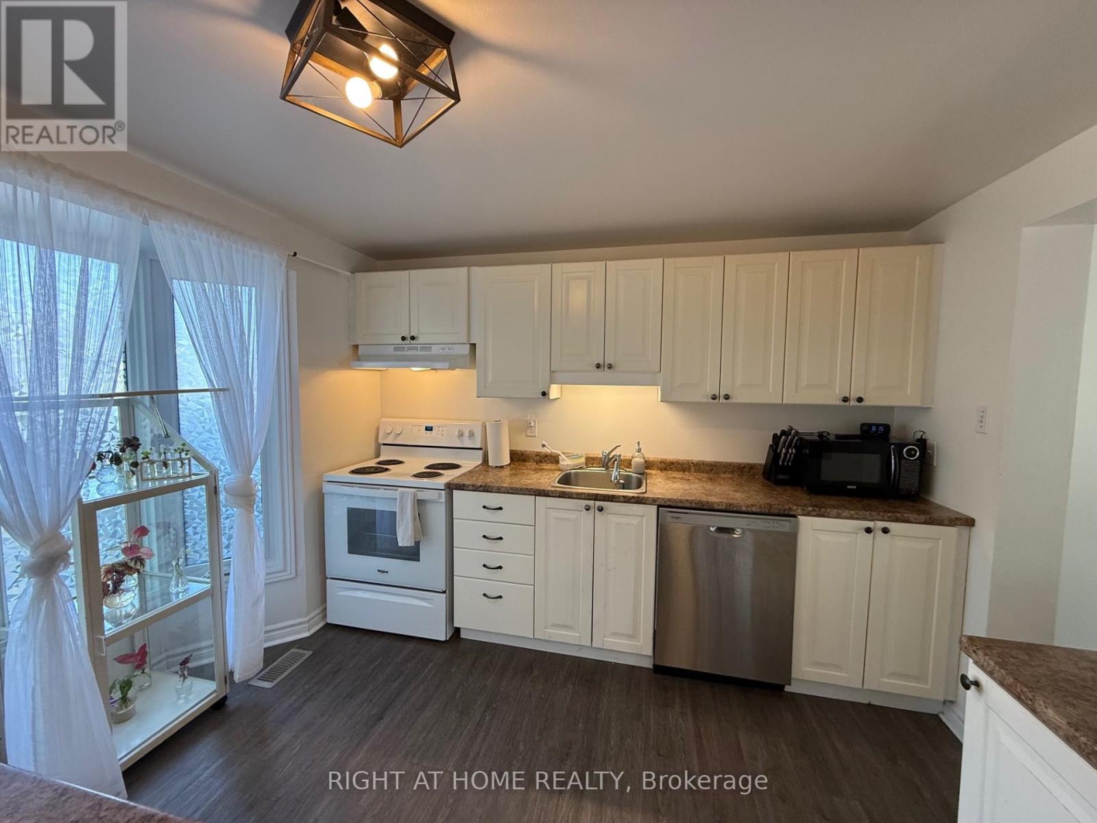 1171 Priory Lane, Ottawa, Ontario  K1C 1Z8 - Photo 4 - X13521512