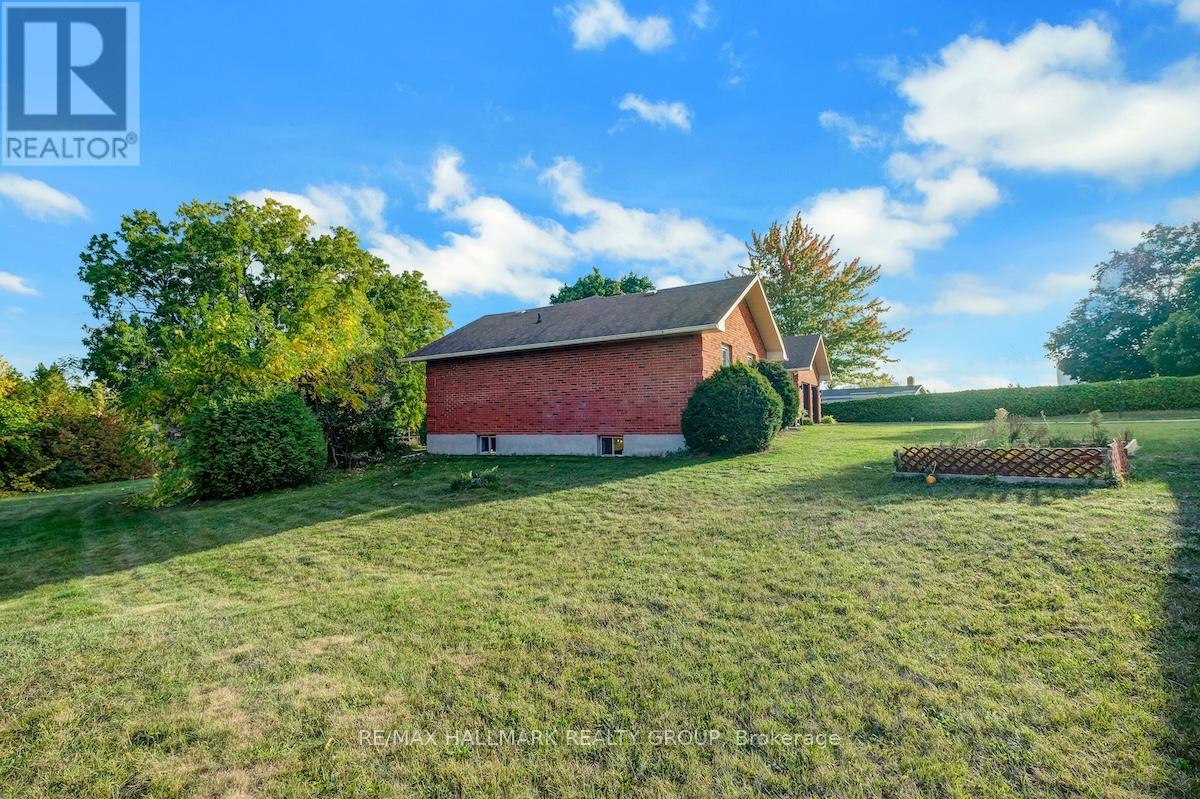 20 Hilltop Crescent S, North Grenville, Ontario  K0G 1J0 - Photo 20 - X13521924