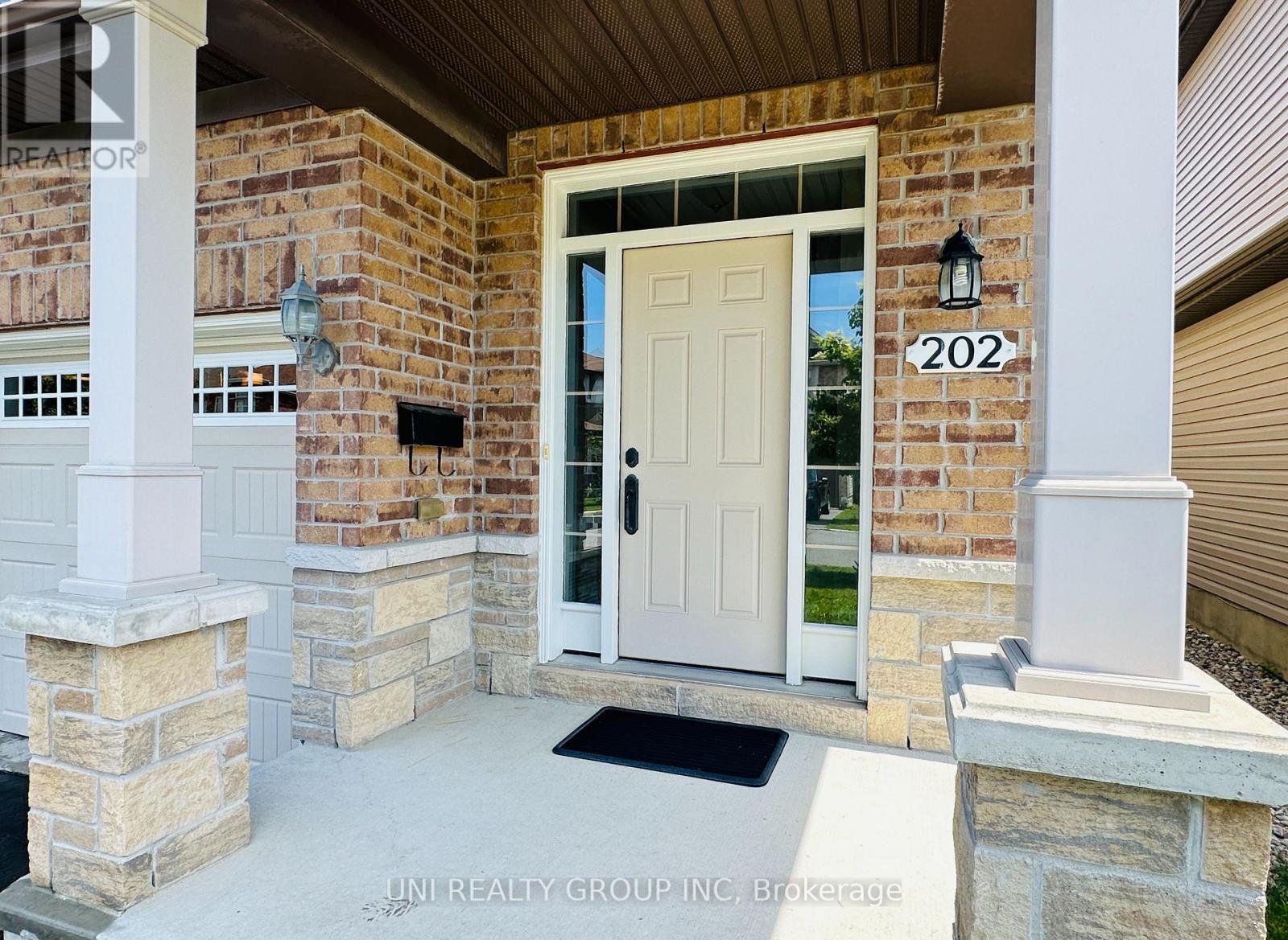 202 Mareth Way, Ottawa, Ontario  K4M 0C9 - Photo 4 - X13522100