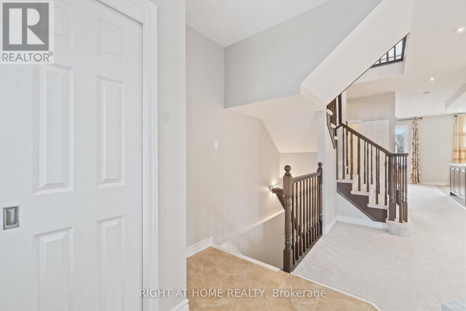 135 Piazza Circle, Ottawa, Ontario  K2J 5S2 - Photo 5 - X13522156