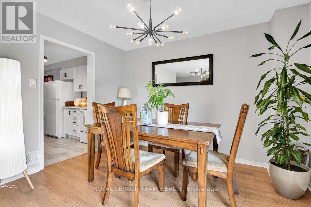 1443 Caravel Crescent, Ottawa, Ontario  K1E 3P5 - Photo 6 - X13522906