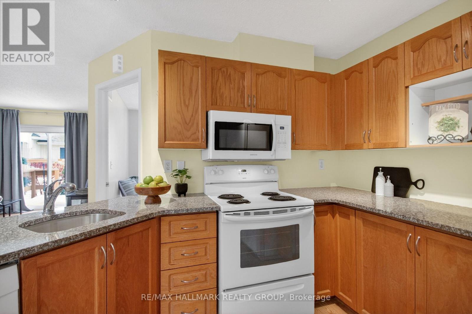 3 Daphne Crescent, Ottawa, Ontario  K2S 1Y1 - Photo 15 - X13523032