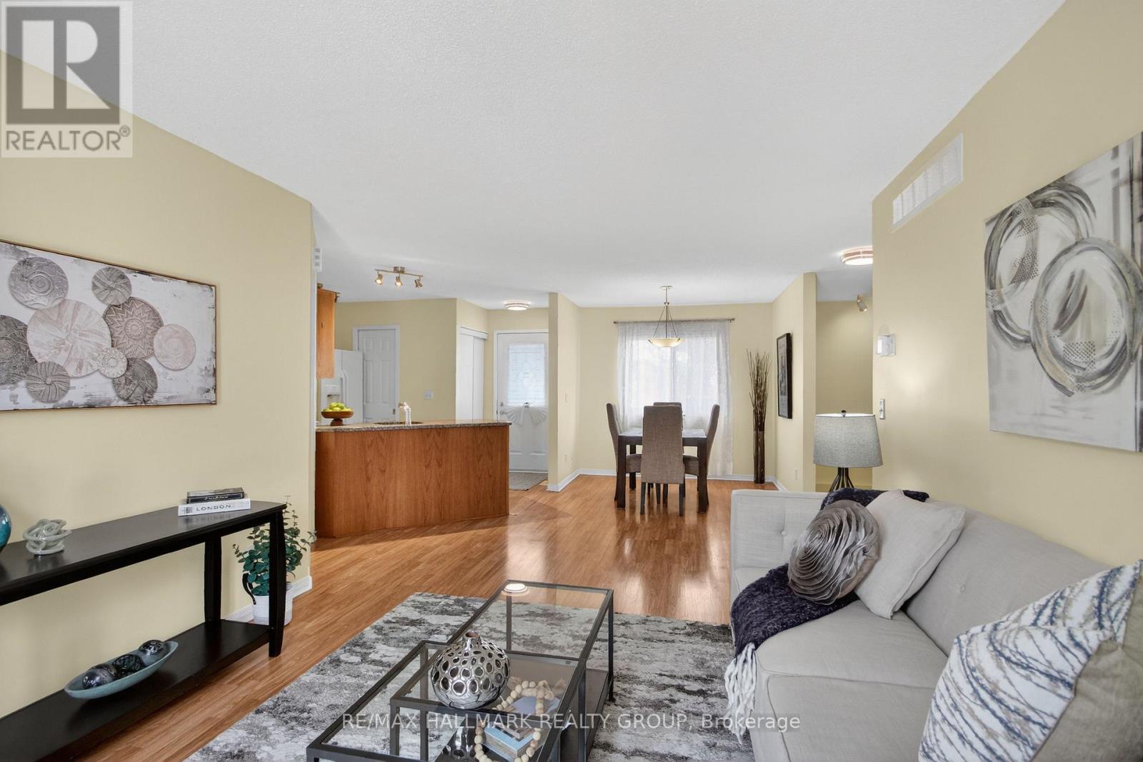 3 Daphne Crescent, Ottawa, Ontario  K2S 1Y1 - Photo 8 - X13523032